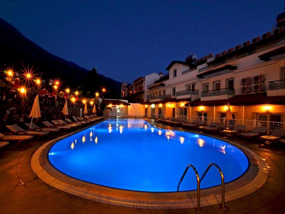 Konfor Suite Otel Cedit Exterior photo