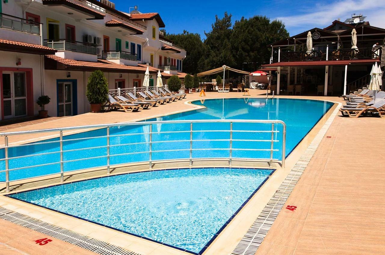 Konfor Suite Otel Cedit Exterior photo